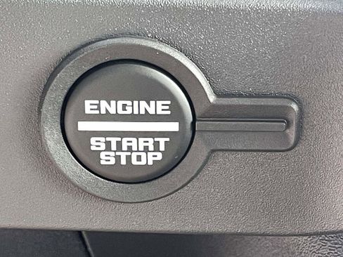 New 2025 Ford Bronco Badlands AWD/4WD image 33