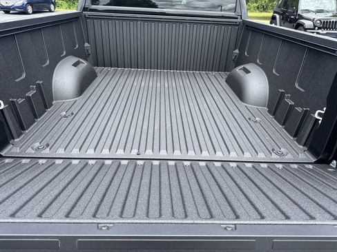 New 2026 Toyota Tundra SR5 AWD/4WD image 27