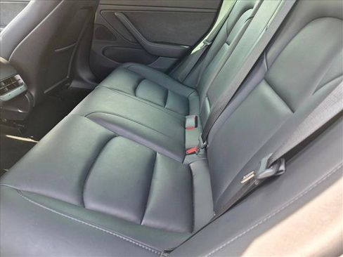 Used 2020 Tesla Model 3 Long Range AWD/4WD image 17