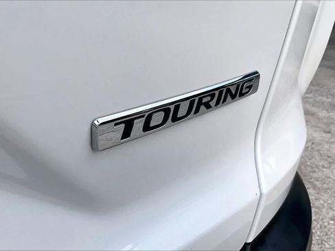 Certified 2019 Honda CR-V Touring image 10