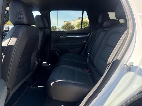 Used 2026 GMC Terrain AT4 w/ Convenience Package III AWD/4WD image 12