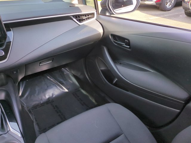 Used 2024 Toyota Corolla LE FWD image 15