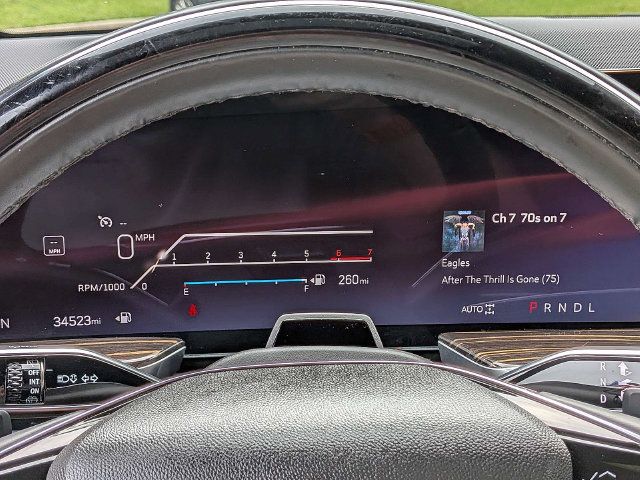 Certified 2025 Cadillac Escalade Premium Luxury AWD/4WD image 32