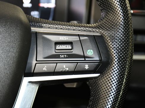 Used 2023 Mitsubishi Outlander SE image 21