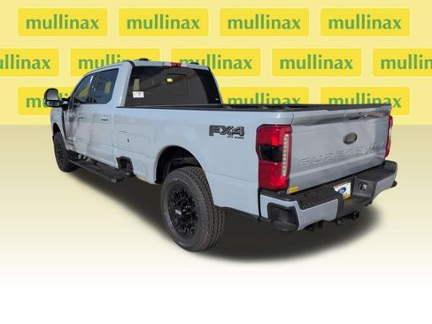 New 2026 Ford F350 Lariat w/ Black Appearance Package image 8