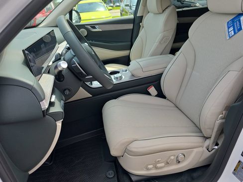 New 2026 Genesis GV80 2.5T Prestige AWD/4WD image 11