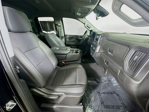 Used 2023 Chevrolet Silverado 1500 Custom w/ 2.7L Blackout Package image 12