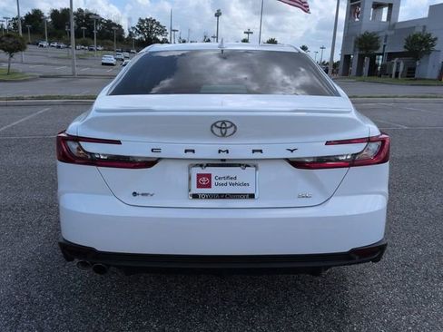 Certified 2025 Toyota Camry SE w/ Convenience Package FWD image 5