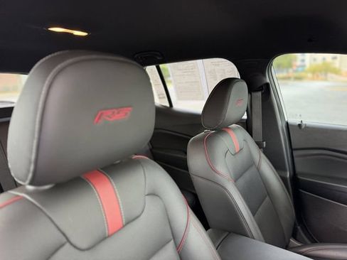 Used 2025 Chevrolet Trax RS w/ Driver Confidence Package FWD image 31