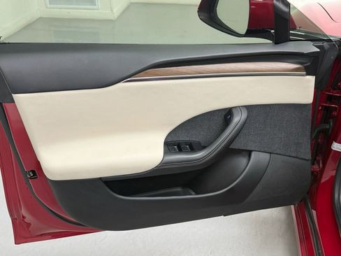 Used 2021 Tesla Model S Plaid AWD/4WD image 22