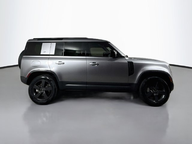 Certified 2024 Land Rover Defender 110 S AWD/4WD image 4