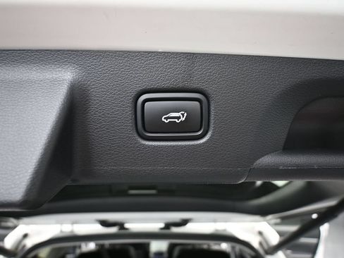 Used 2025 Hyundai Palisade SEL AWD/4WD image 41