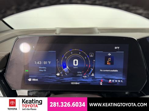 Used 2025 Chevrolet Suburban LT w/ Comfort Package RWD image 25