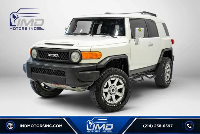 Used 2012 Toyota FJ Cruiser 2WD w/ Convenience Pkg image 1