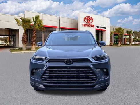 New 2026 Toyota Grand Highlander Platinum image 10