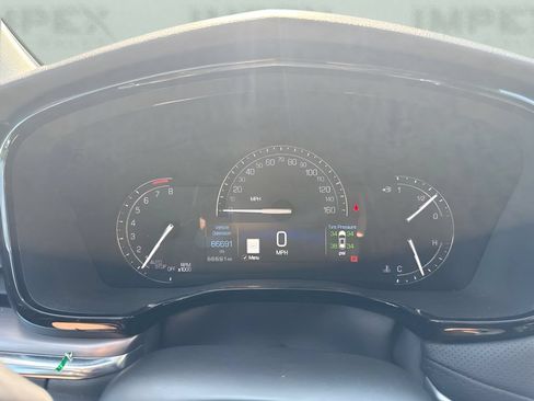 Used 2019 Cadillac XT5 Luxury AWD/4WD image 27