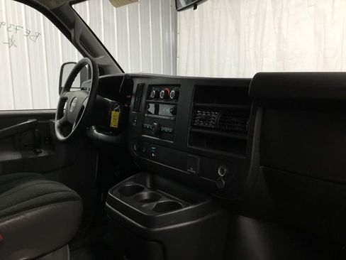 Used 2023 GMC Savana 2500 w/ Driver Convenience Package image 22