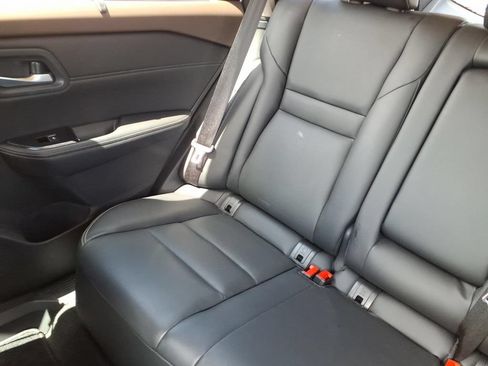 Used 2023 Nissan Rogue SL w/ SL Premium Package FWD image 17