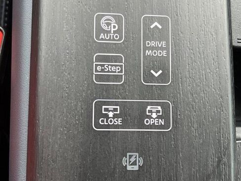 Certified 2023 Nissan Ariya image 9