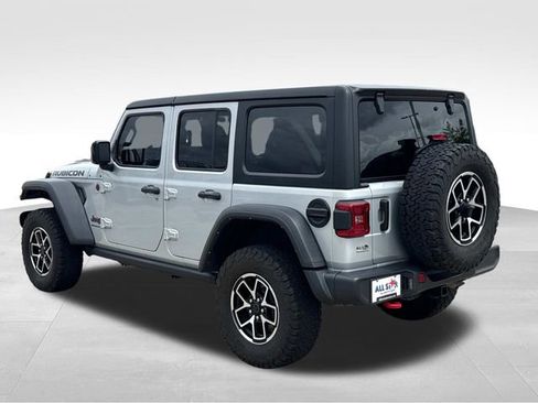 Used 2024 Jeep Wrangler Unlimited Rubicon image 7