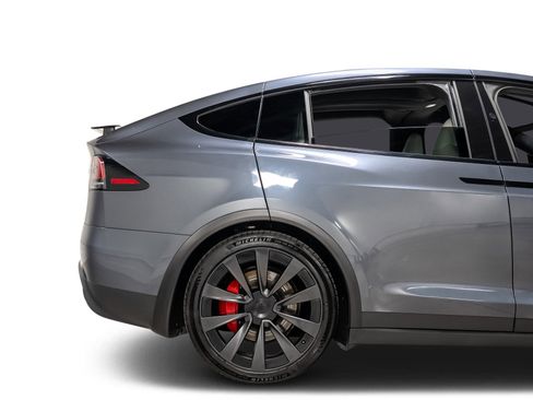Used 2023 Tesla Model X Plaid image 27