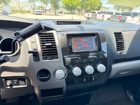 Used 2013 Toyota Tundra 2WD Double Cab image 18