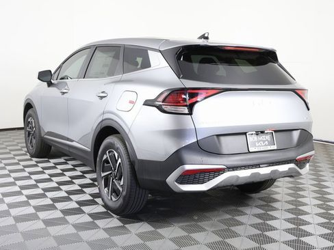 New 2025 Kia Sportage LX image 5