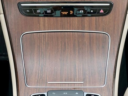 Certified 2022 Mercedes-Benz GLC 300 4MATIC image 26