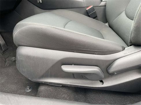 Used 2024 Toyota RAV4 LE image 20