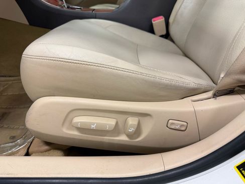 Used 2011 Lexus ES 350 FWD image 7