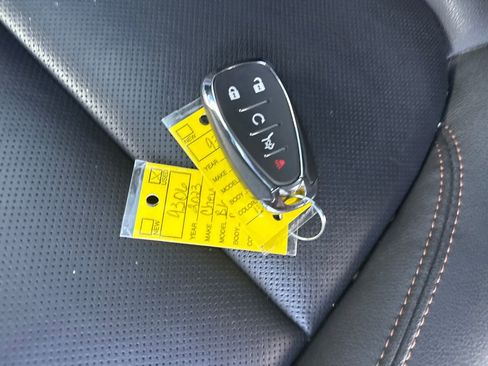 Used 2023 Chevrolet Blazer Premier image 31