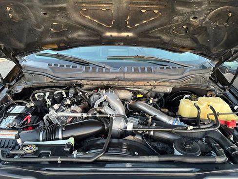 Used 2022 Ford F250 XLT AWD/4WD image 32