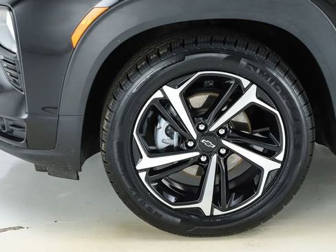 Used 2023 Chevrolet TrailBlazer RS FWD image 7