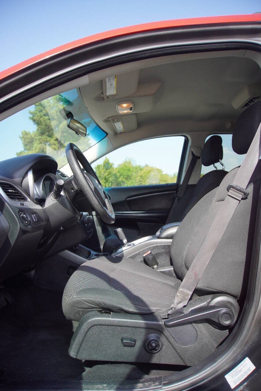 Used 2016 Dodge Journey SXT w/ Comfort/Convenience Group AWD/4WD image 10