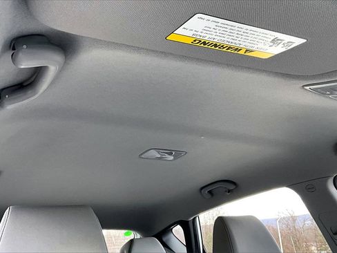 Used 2012 Hyundai Accent SE image 18