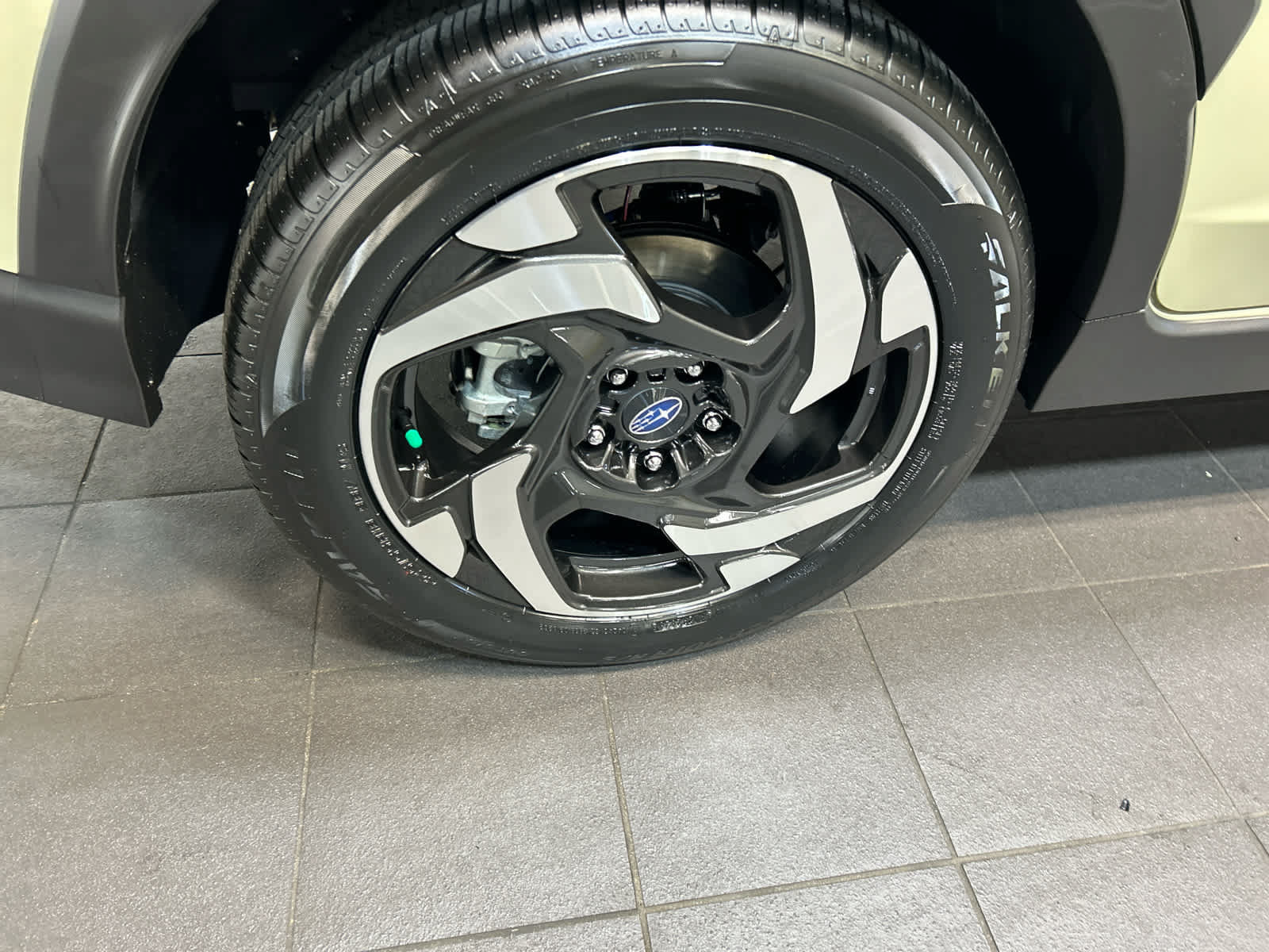 New 2026 Subaru Crosstrek 2.5i Limited AWD/4WD image 9