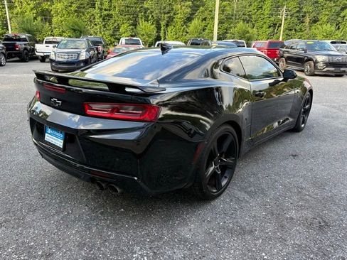 Used 2016 Chevrolet Camaro SS RWD image 5