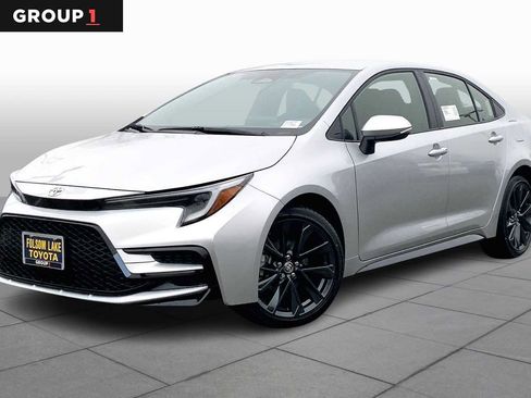 New 2026 Toyota Corolla SE image 1