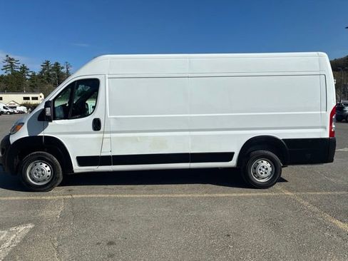 Used 2023 RAM ProMaster 3500 w/ Driver Convenience Group FWD image 6