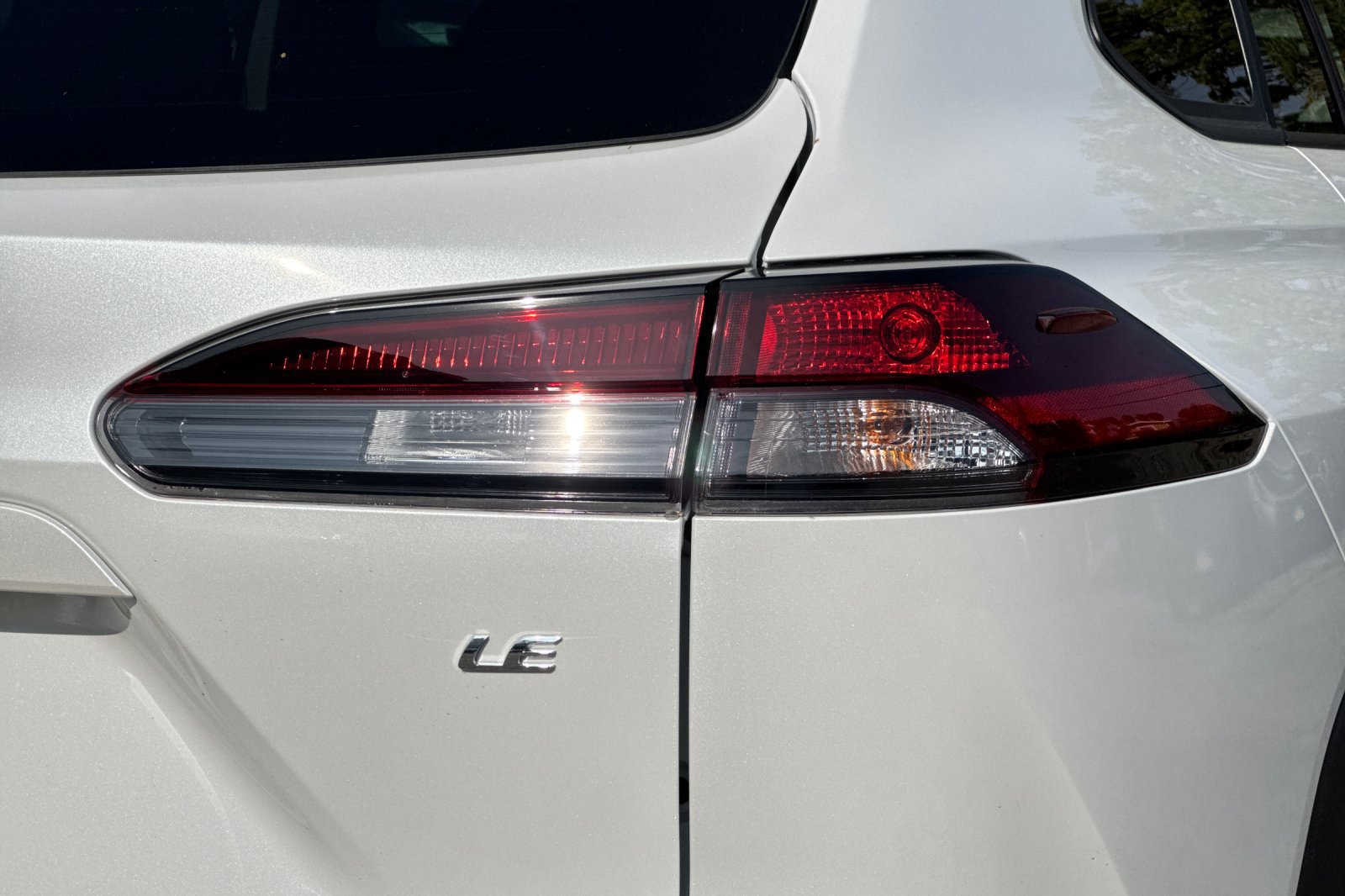 New 2026 Toyota Corolla Cross LE w/ Moonroof Package FWD image 32