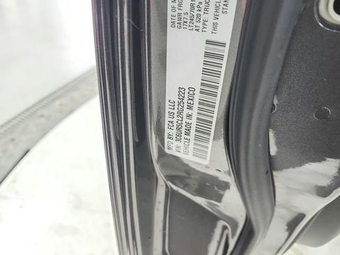 Used 2024 RAM 2500 Tradesman image 9