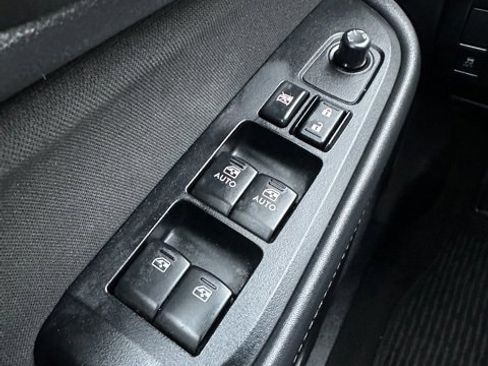 Used 2018 Subaru Outback 2.5i Premium image 16