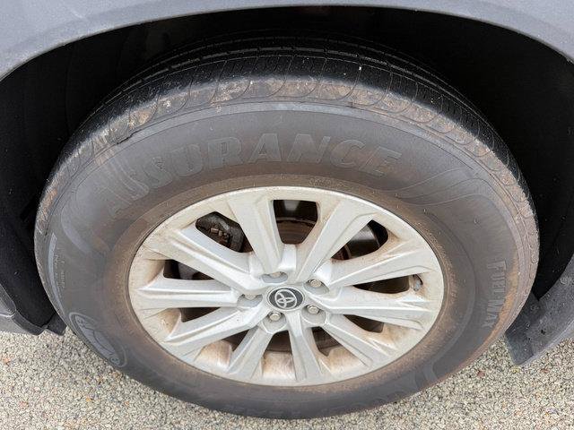 Certified 2024 Toyota Grand Highlander AWD image 9