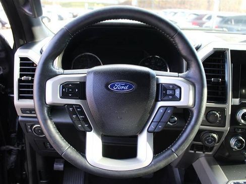 Used 2017 Ford F150 Lariat w/ Equipment Group 502A Luxury AWD/4WD image 15