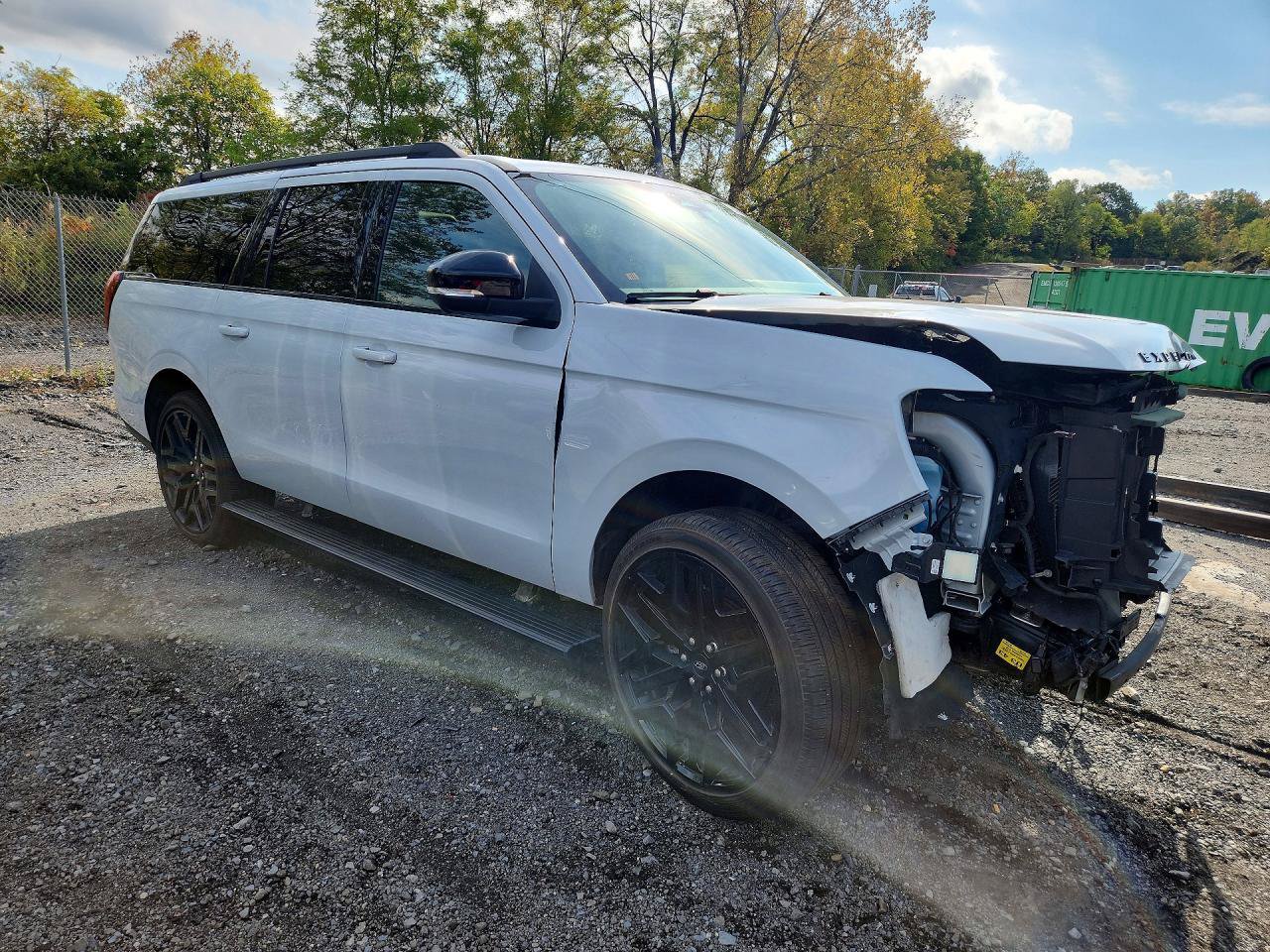 Used 2026 Ford Expedition Max Platinum w/ Stealth Performance Package AWD/4WD image 1