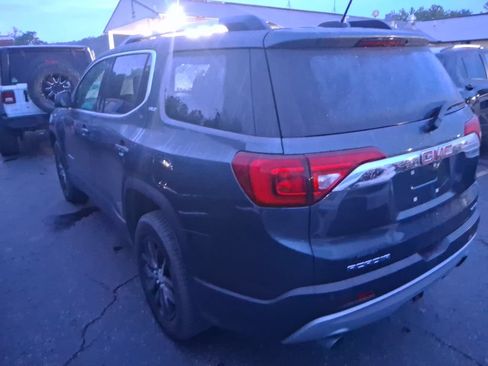 Used 2019 GMC Acadia SLT AWD/4WD image 4