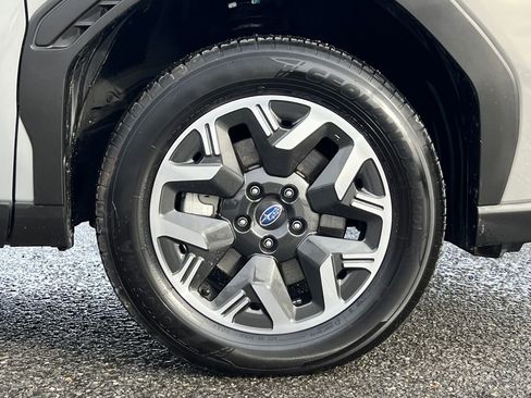 Certified 2025 Subaru Forester Premium w/ Convenience Package #1 image 9