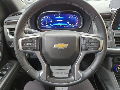 Used 2024 Chevrolet Suburban LT w/ LT Signature Package AWD/4WD image 17