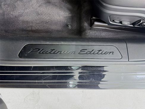 Used 2023 Porsche Panamera Platinum Edition RWD image 10