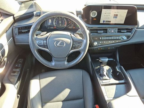 Used 2023 Lexus ES 250 w/ Premium Package image 12